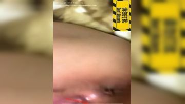 订制抖音巨乳猪小七露脸抠逼逼露点