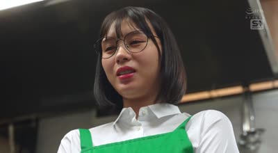 SONE-769 バイト先の地味なノーマーク女子と一绪に饮んだら… まさかのSEX大好きエロモンスターで精液透明になるまで何度もヌカれた。 儿玉七海